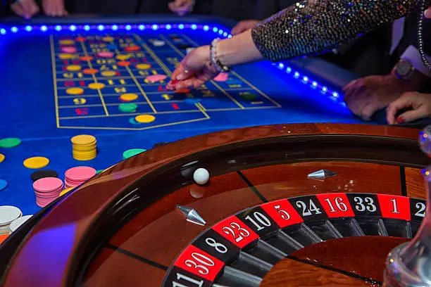 Shwe Burma 97 Online Card Games Baccarat Poker MMK Myanmar ကစားကွင်း